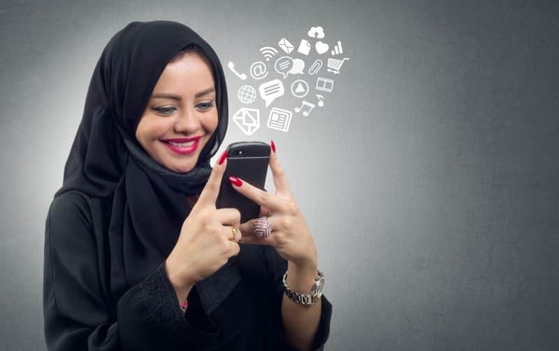 مواقع وتطبيقات مفيدة لتسهيل اللغة والحياة للمبتعث