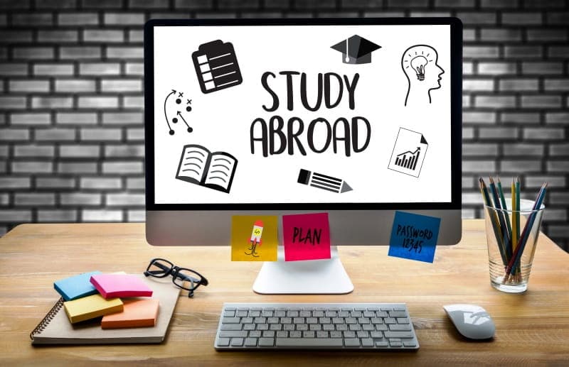 تعرف على اسباب اختيار الطلاب العرب الدراسة في الخارج