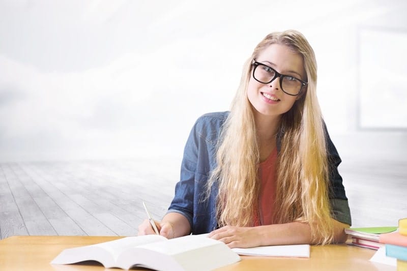 كيف يمكن البقاء في جورجيا بعد الدراسة؟