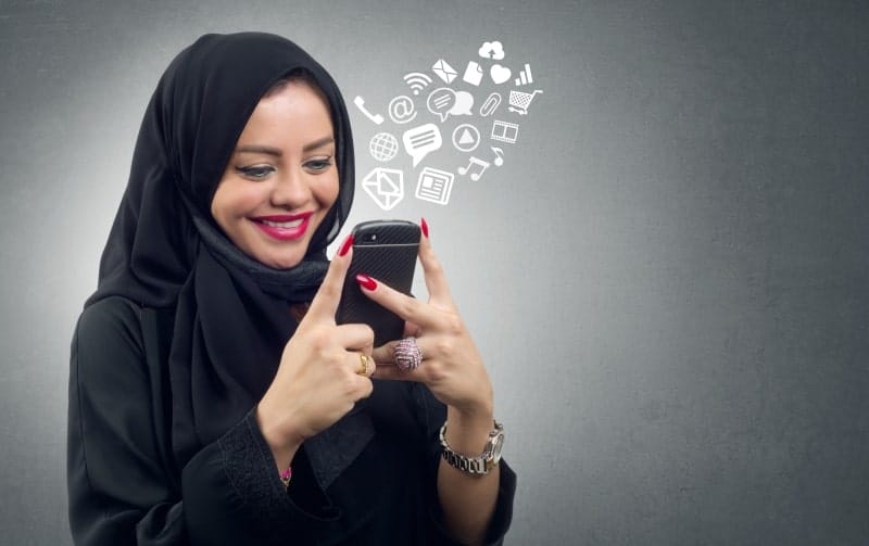 مواقع وتطبيقات مفيدة لتسهيل اللغة والحياة للمبتعث