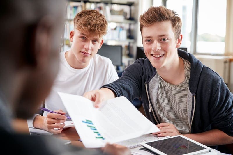 كيفية التقديم على الجامعات الدولية خطوة بخطوة 2025