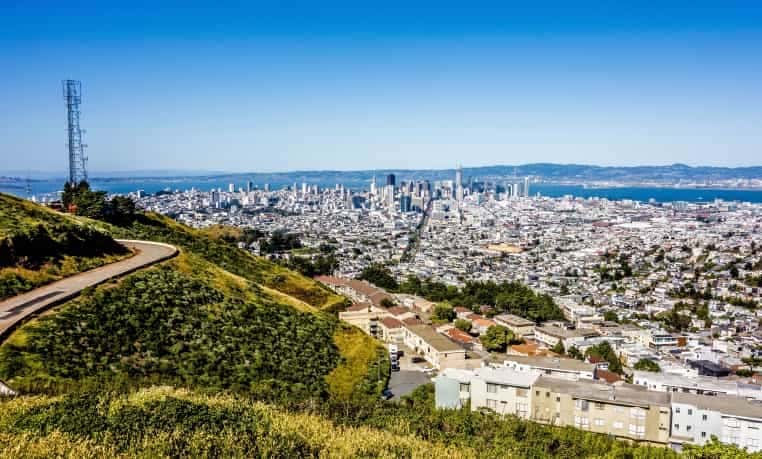 معلومات عن مدينة سان فرانسيسكو في ولاية كاليفورنيا