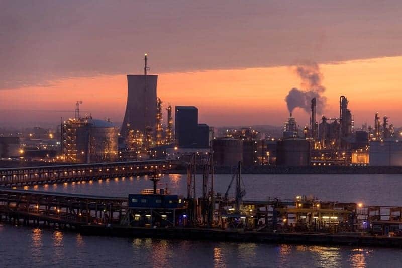 ماذا تعرف عن تخصص الهندسة الكهربائية