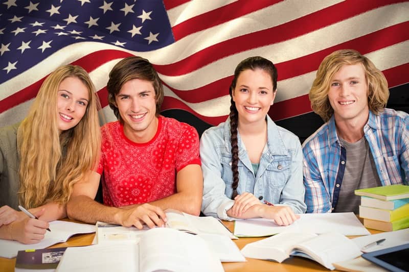 Studying abroad | Benefits of Studying In USA for International Students